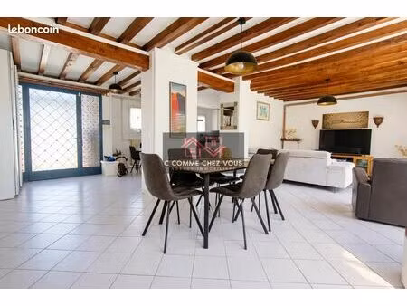 maison 7 pièces 140 m²