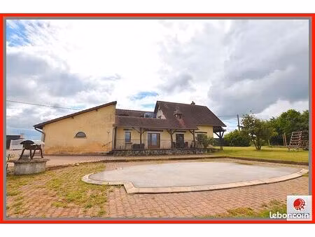 maison 5 pièces 155 m²