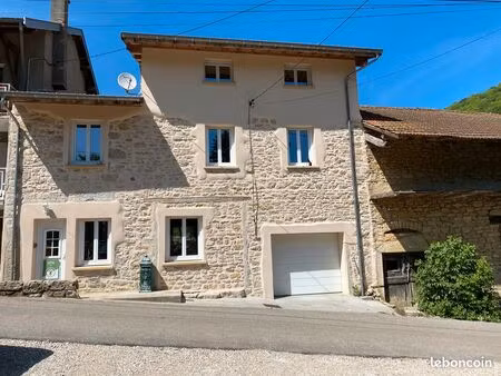 très belle maison meublée en pierre 150m² - 4 ch - calme absolu & faible conso énergie (pr