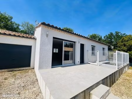 maison avec garage et mini piscine