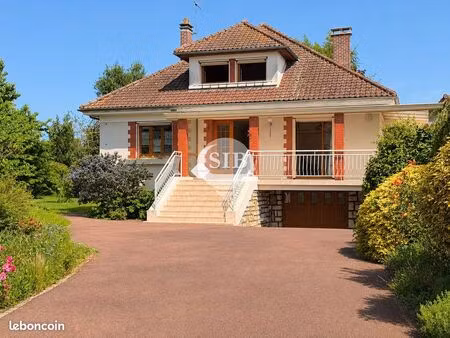 maison 7 pièces 156 m²