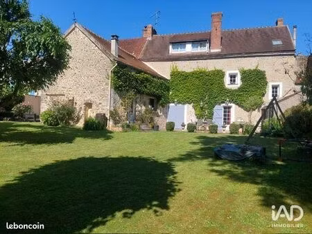 maison 6 pièces 230 m²