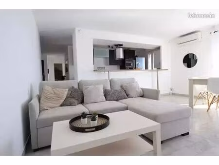 t4 lumineux 85m² + balcon 27m² sans vis-à-vis + parking
