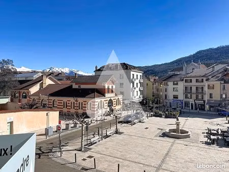 appartement 4 pièces 123 m²