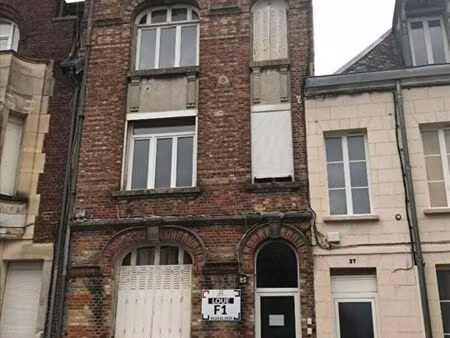 immeuble 14 pièces 267 m²