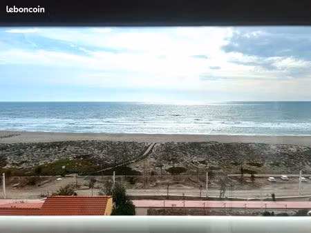 très beau appartement t2 face mer