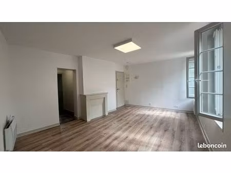 studio 1 pièce 35 m²