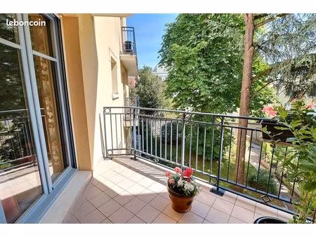 appartement 5 pièces 127 m²