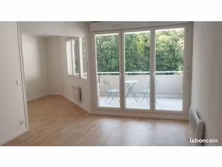 bel appartement f2 refait à neuf