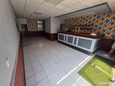 à louer – local commercial 45 m² – châtellerault