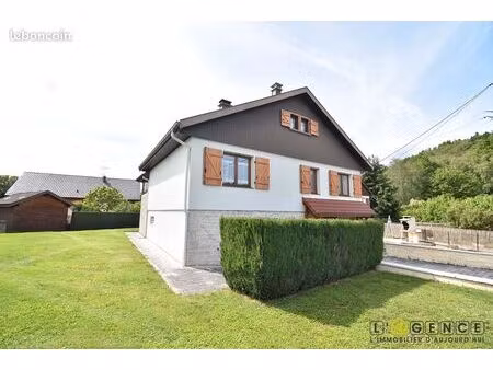 pavillon 8 pièces 143 m²