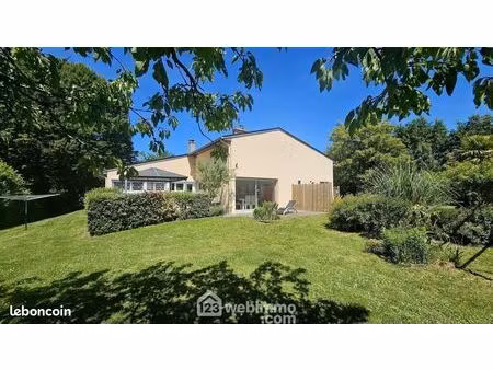 maison 6 pièces 168 m²