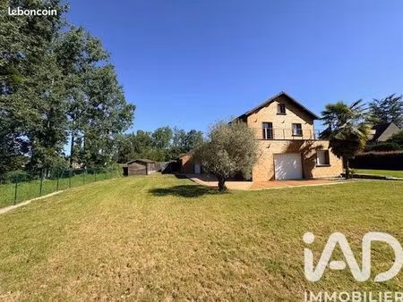 maison 6 pièces 215 m²
