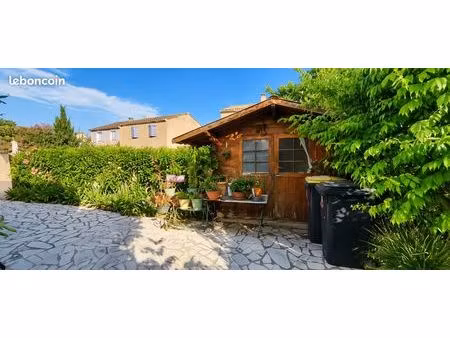 villa 5 pièces 100 m²