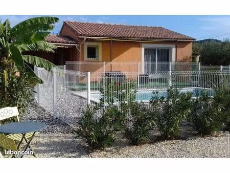villa 4 pièces 61 m²