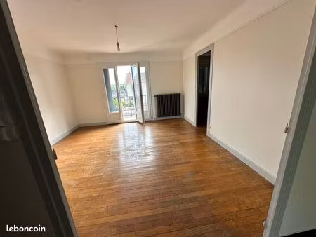 f3 refait à neuf garage jardin