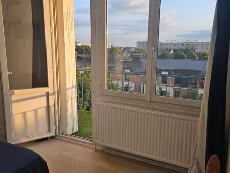 chambre 1 pièce 16 m²