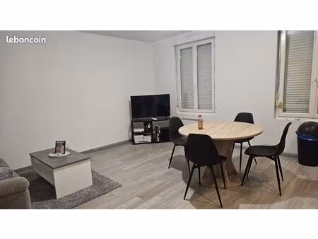 à louer – bel appartement 2 pièces rénové de 46 m² à crouy
