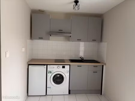 studio 28m² - parking - secteur calme