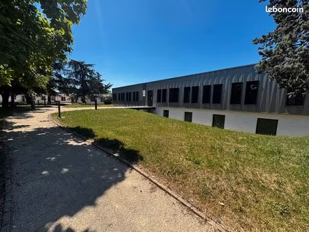 bureau privatif tout inclus – st priest  parc arboré