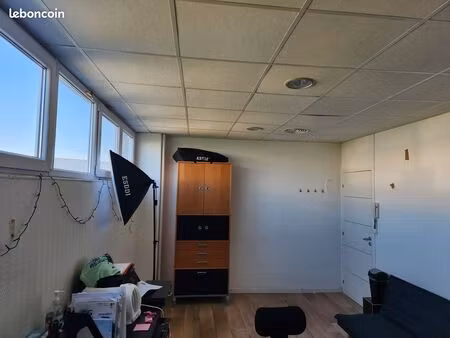 loue bureau de 22m² climatisé