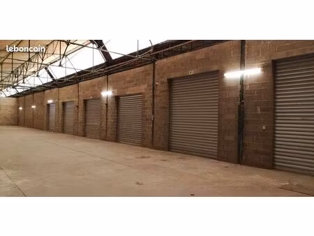 box entrepot sorgues 65m²