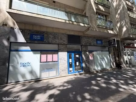 local 73 m² lyon