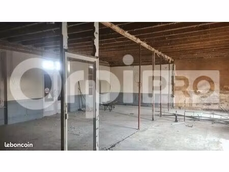 local commercial 120 m²