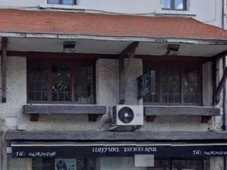 local 70 m² saint-fons