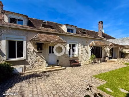 maison 6 pièces 175 m²