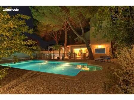 maison principale avec 3 revenus locatifs