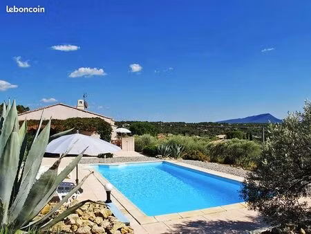 villa avec piscine