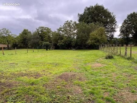 terrain 1 216 m² rochechouart