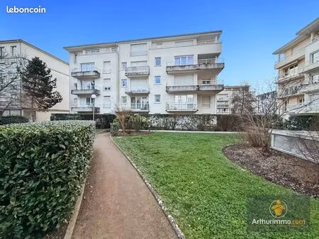 appartement 4 pièces 76 m²