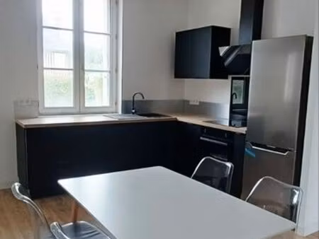 t2 rénové intégralement  meublé