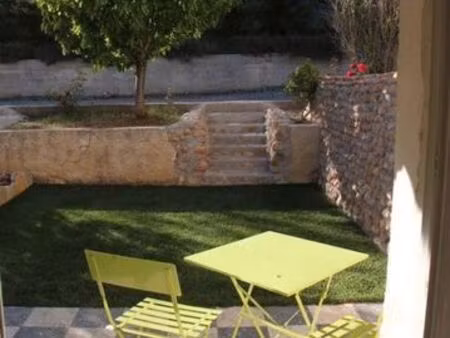 studio meublé 25 m² avec terrasse