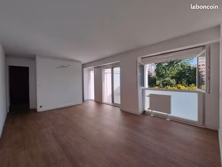 appartement f5 rénové bbc état récent petit quevilly piscine