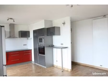 f3 75 m2 parking ascenseur centre ville