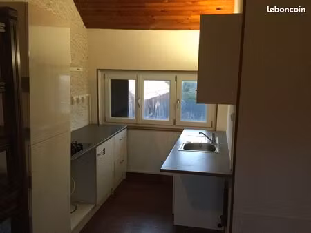 appartement f3 avec cour