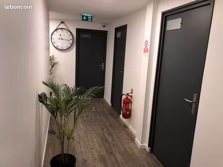 location de bureaux dans un centre d’affaires moderne