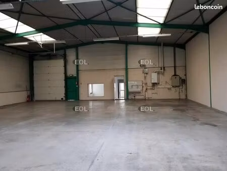 local bureaux 380 m²