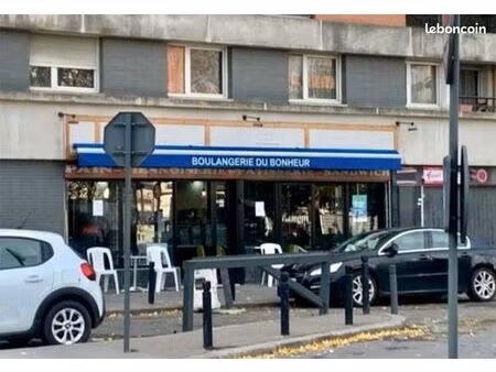 boutique 114 m² st ouen