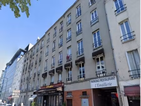 boutique 2193 m² st denis