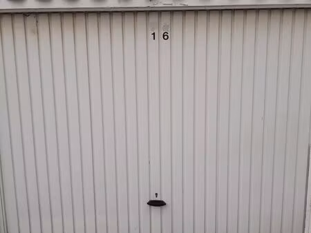 box / garage fermé les mureaux