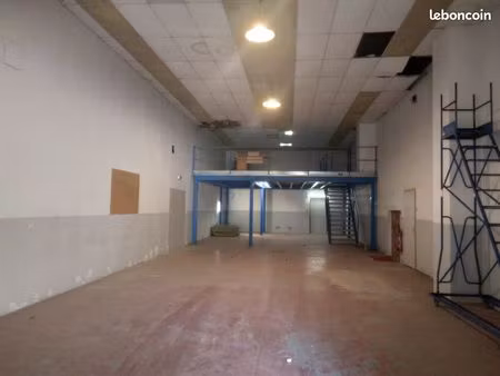 local de 200 m2