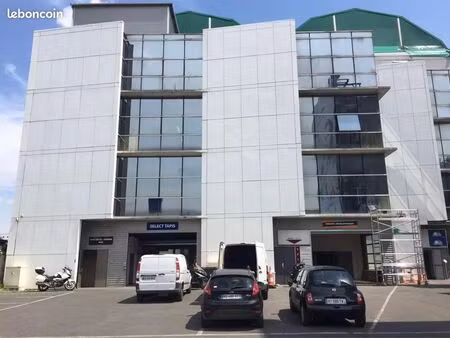 local 461 m² st denis