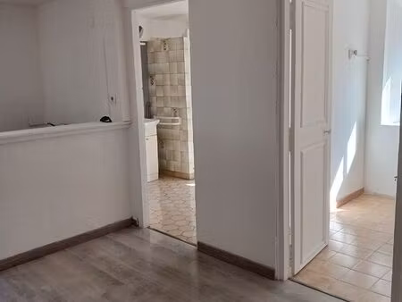 maison avec garage en rdc et 1 niveau