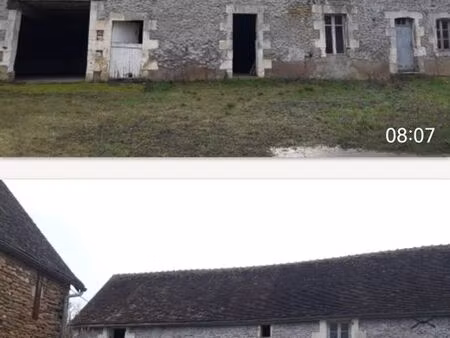 grange dépendance maison à rénover avec grand terrain