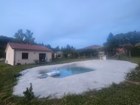 maison neuve 65 m2 + garage 35 m2 + piscine 40 m3
