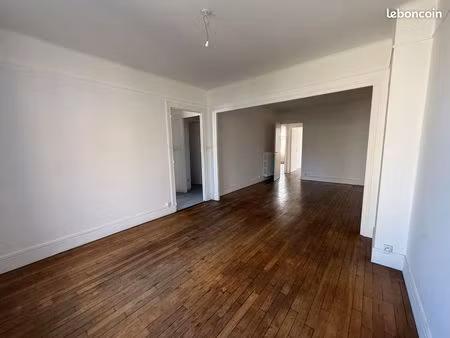 appartement 3 pièces 74 m²